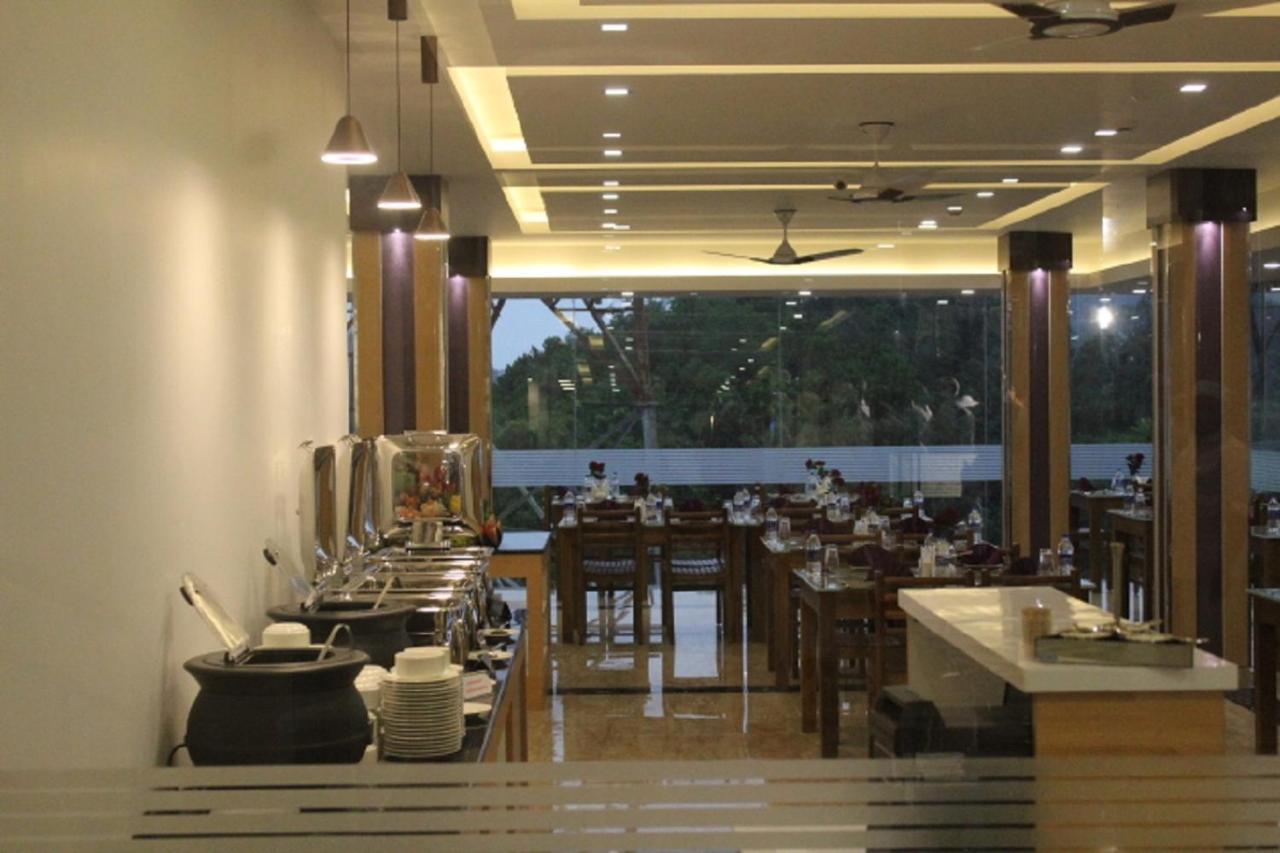 The Lakeview Munnar Εξωτερικό φωτογραφία